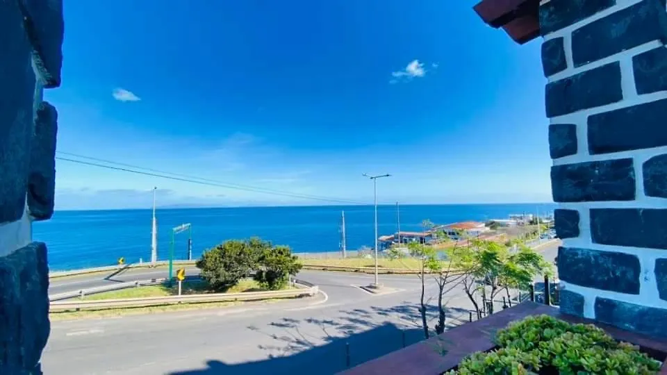 Homestay So Espeto Accommodation Rooms Santa Cruz  Portugal