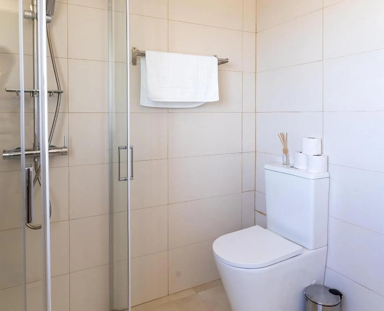 Homestay So Espeto Accommodation Rooms Santa Cruz